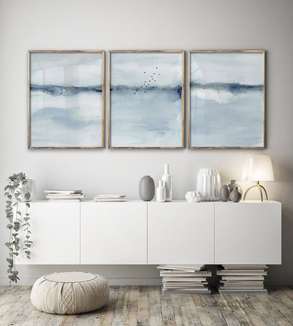Blaue Abstrakte Landschaften Aquarell Wandbilder Set 3 – Coastal Scandi Meer Poster für Wohnzimmer oder Schlafzimmer Deko