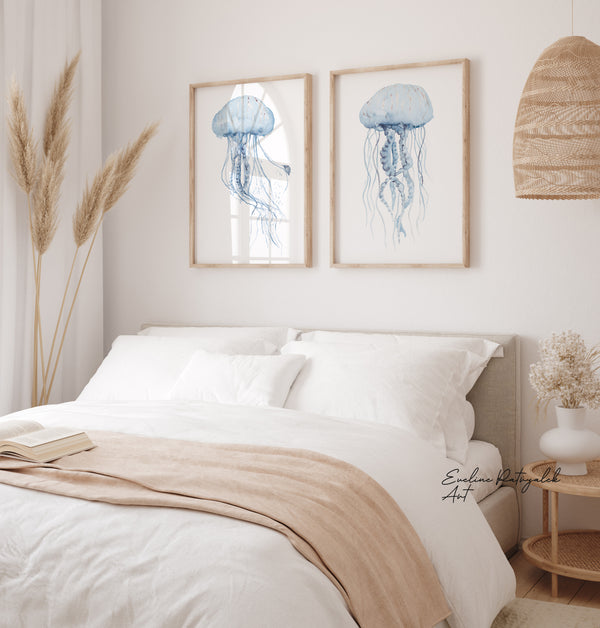 Blaue Quallen Wandbilder Set aus 2 – Minimalistische Aquarell Poster, Skandinavische Küsten-Deko für modernes Strandhaus