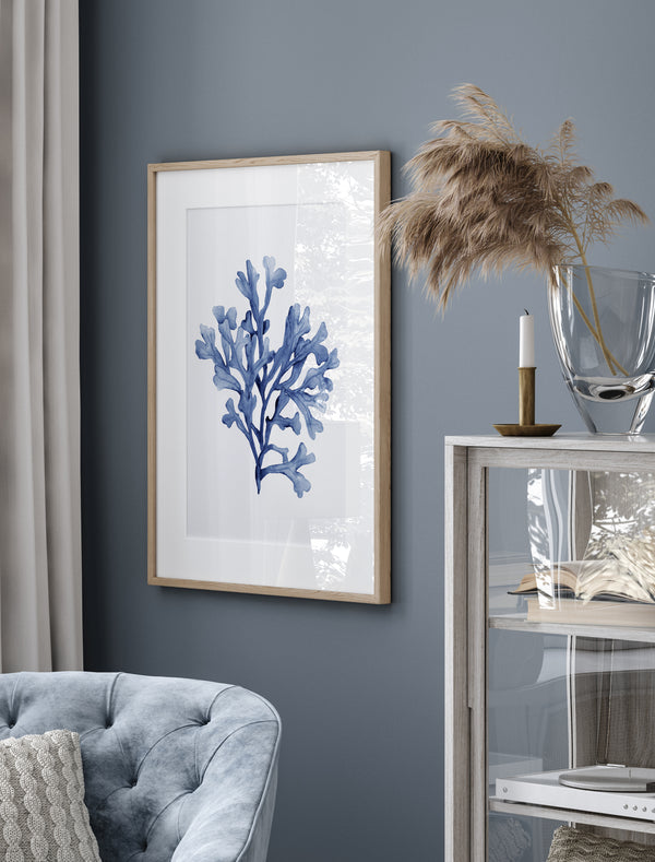 Coastal Scandi Korallen Wandkunst Set 2 – Navy-Blau Poster für Meer Deko, Wohnzimmer & Esszimmer