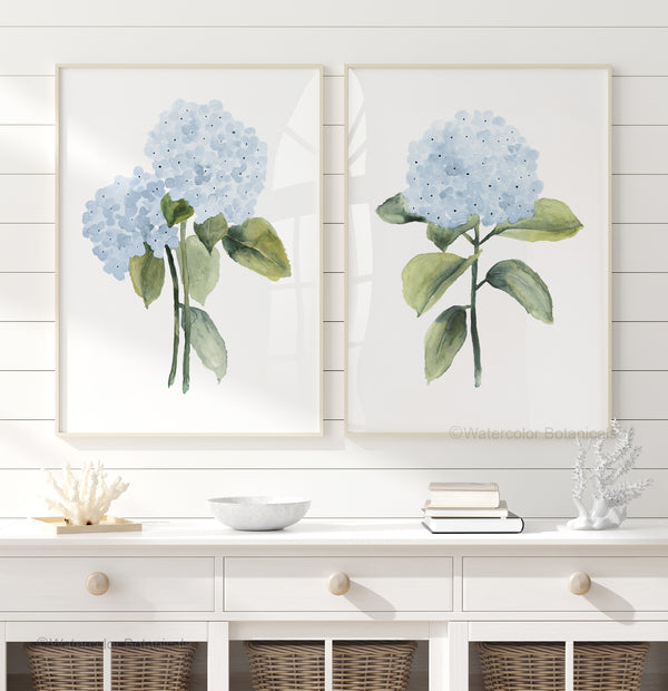 Set aus 2 blauen floralen Aquarellkunst Drucken, Handgemalte botanische Wanddekoration für moderne und rustikale Interieurs